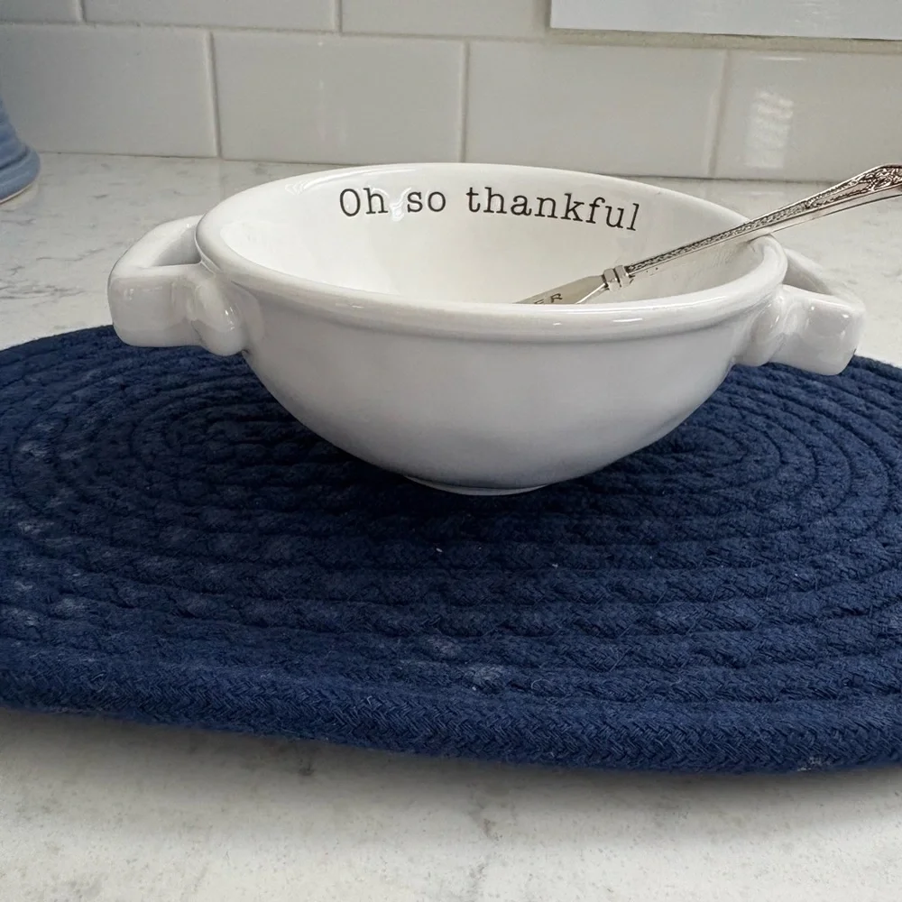 Mud Pie White 'Oh So Thankful' Ceramic Serving Bowl and spreader - Picture 2 of 7